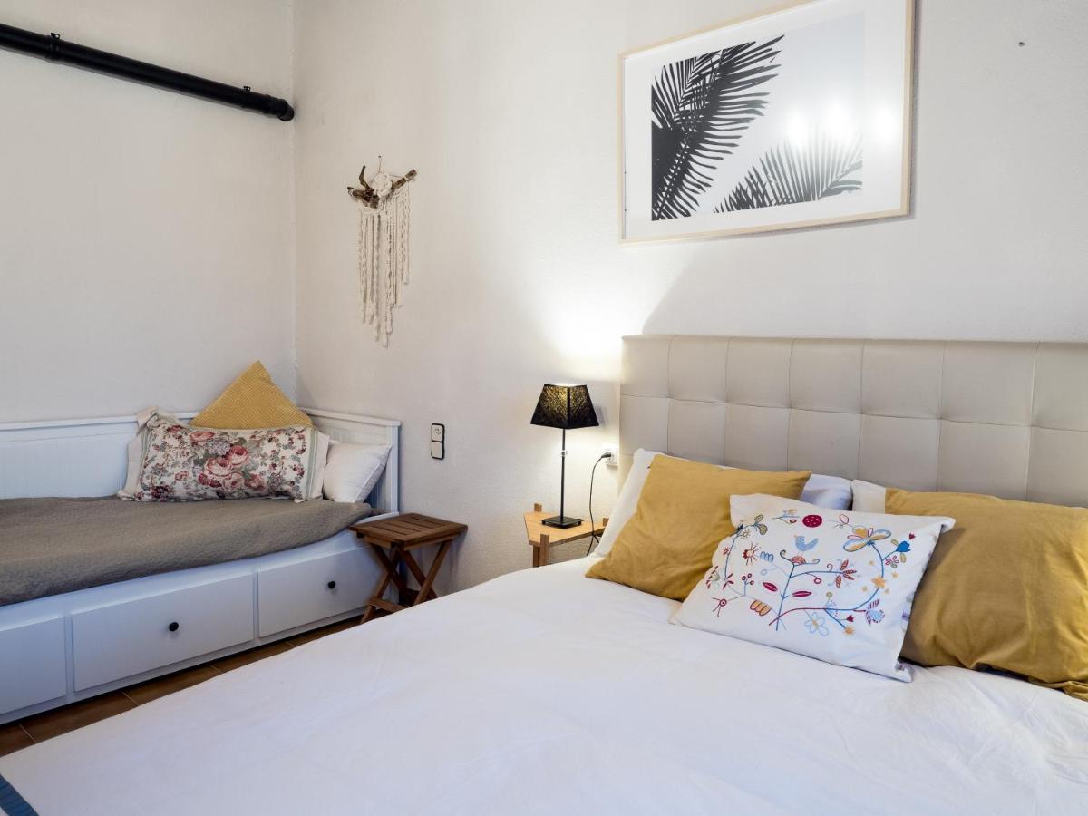 Acogedor Apartamento Entre Montanas Sant Corneli ภายนอก รูปภาพ